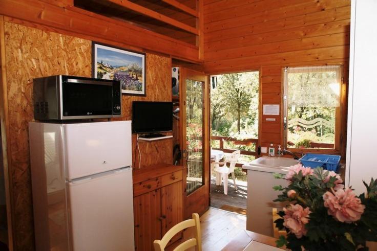 אנדוזה Gites De Plos Appart Chalet Piscine Spa חדר תמונה